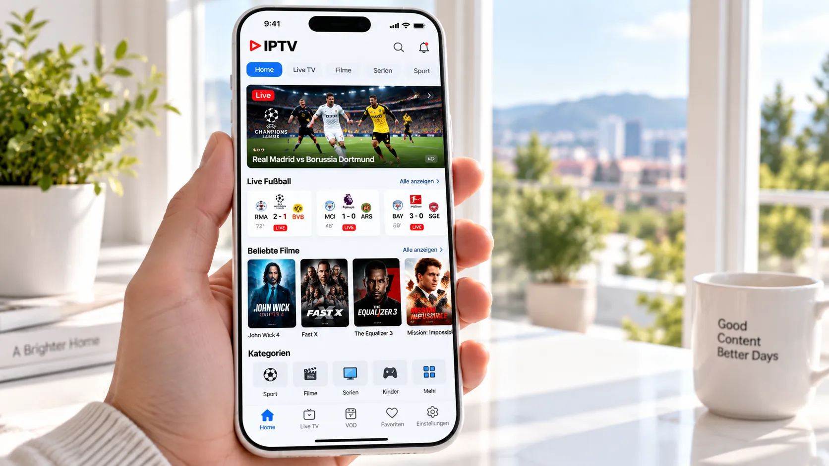 Tabellarischer Preisvergleich verschiedener IPTV-Abonnementmodelle auf einem Laptop — Monatstarife und Jahrestarife